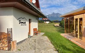 Domcek & Sauna Garden